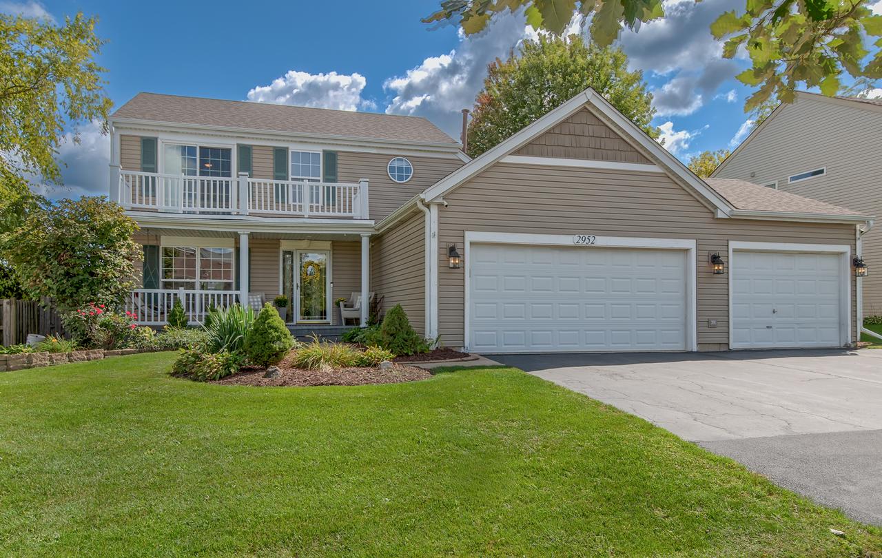 2952 Deerpath Ln., Carpentersville, IL 60110