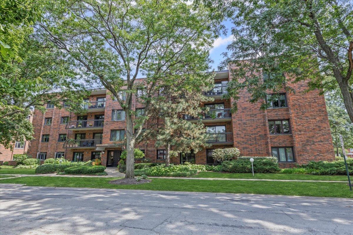 9201 Drake Ave. #101S, Evanston, IL 60203