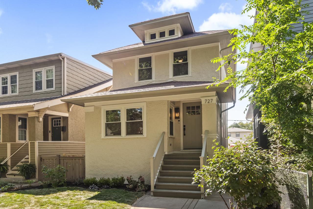 727 Wenonah Ave., Oak Park, IL 60304