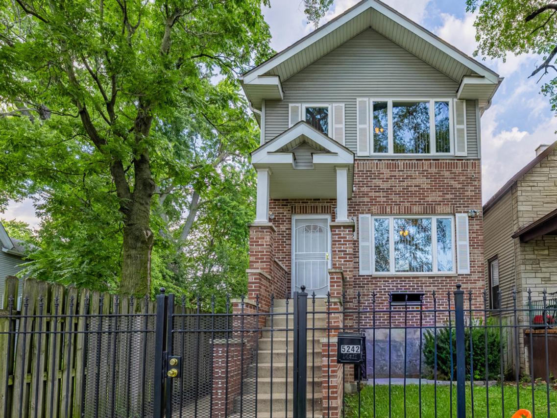 5242 W Ferdinand St., Chicago, IL 60644