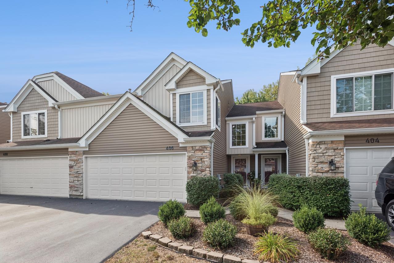 406 Locksley Dr., Streamwood, IL 60107