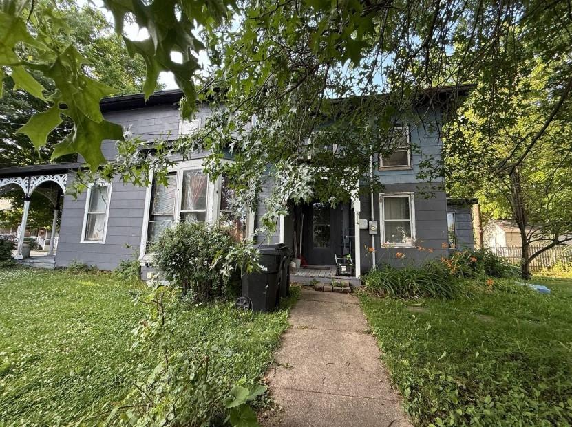 121 S Elm St., Washington, IL 61571