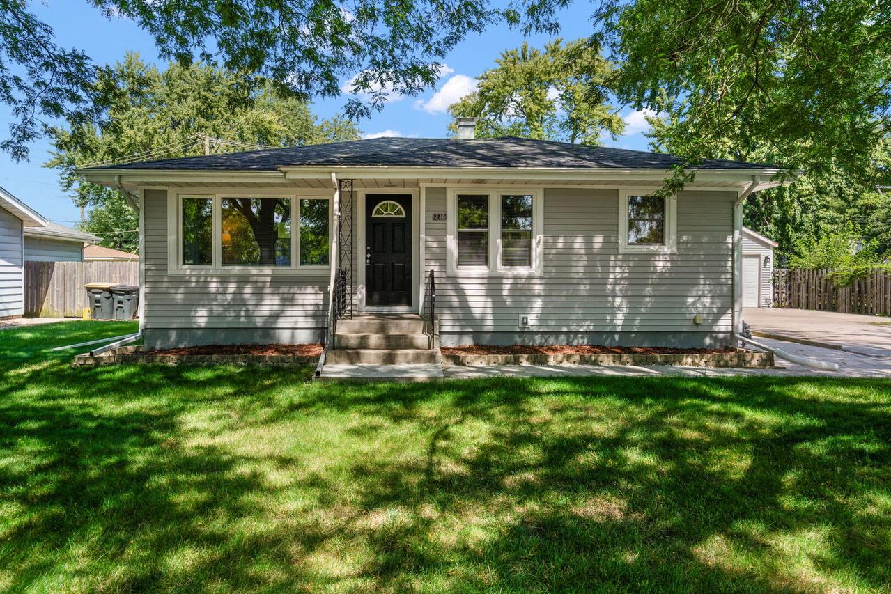 2216 177th St., Lansing, IL 60438