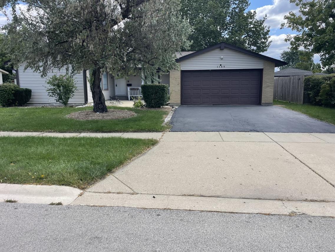 1189 Grissom Tr., Elk Grove Village, IL 60007