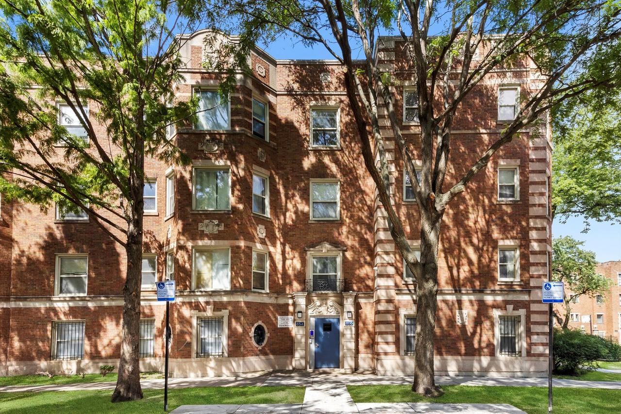854 E 82nd St. #2, Chicago, IL 60619