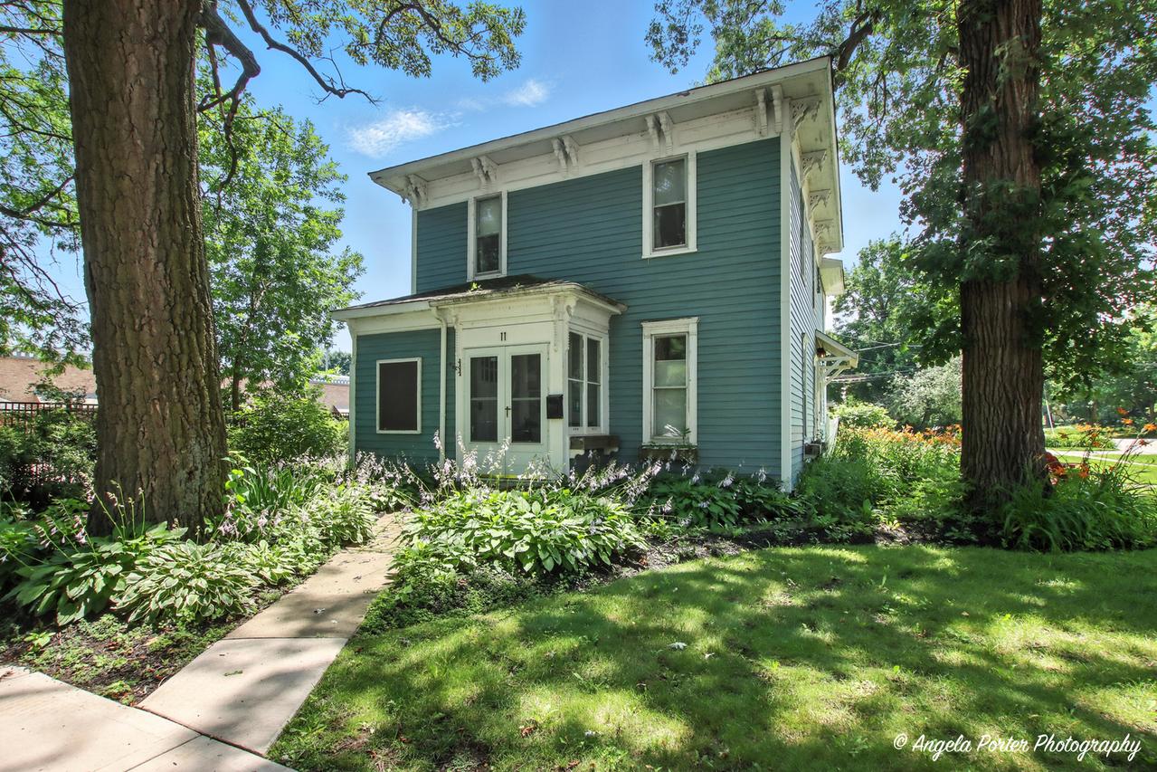 11 S Lake St., Grayslake, IL 60030