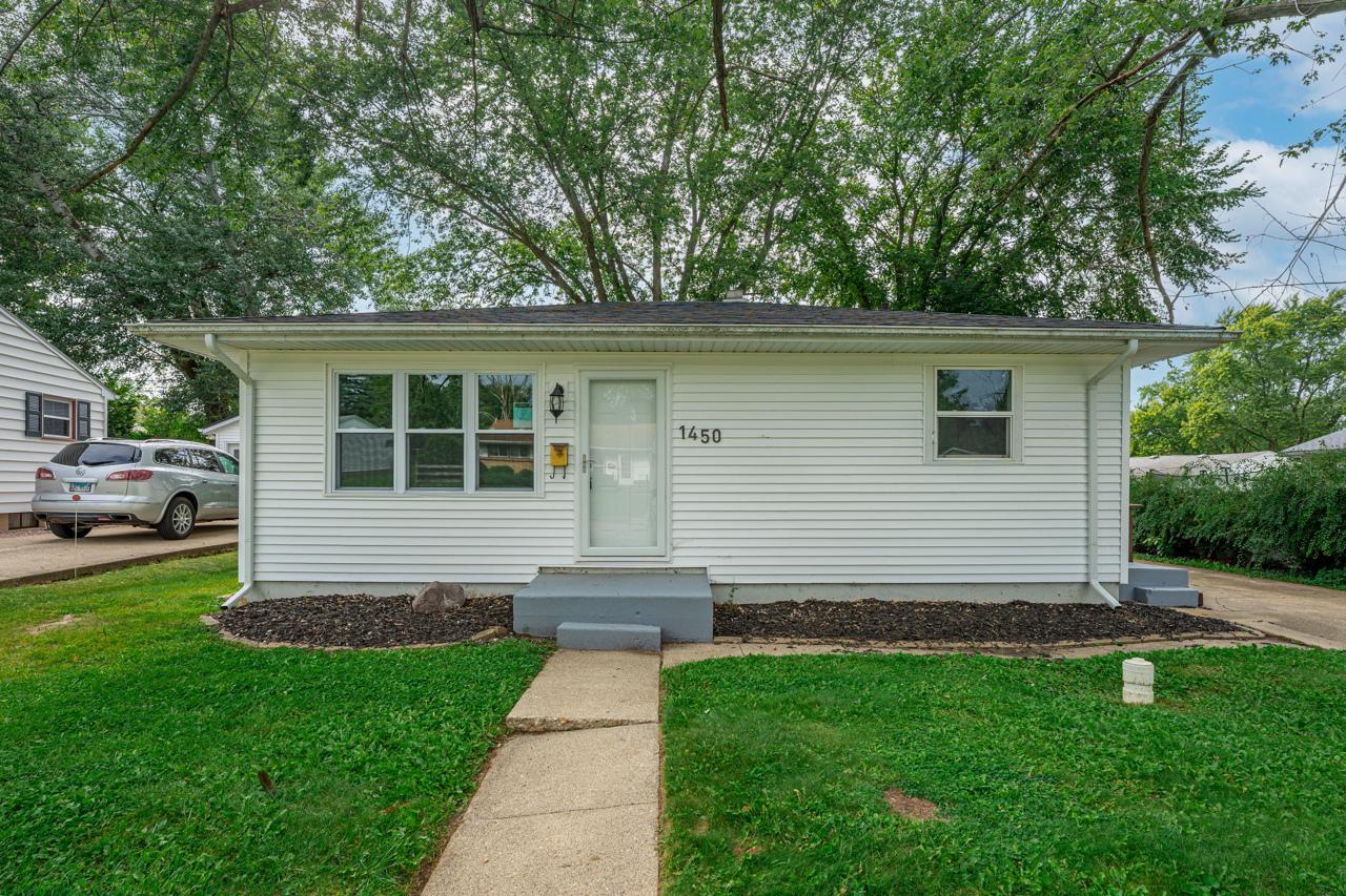 1450 Winter Dr., Freeport, IL 61032