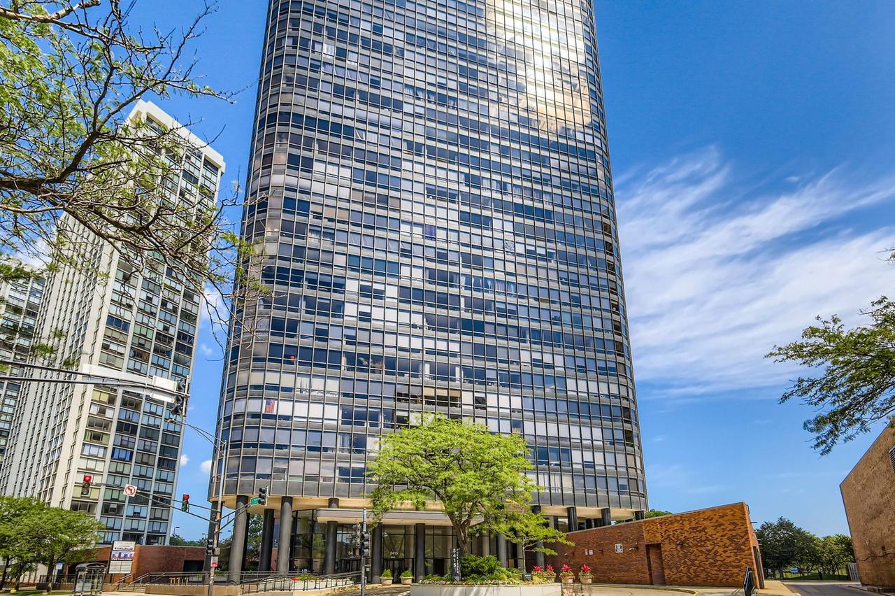 5415 N Sheridan Rd. #5203, Chicago, IL 60640