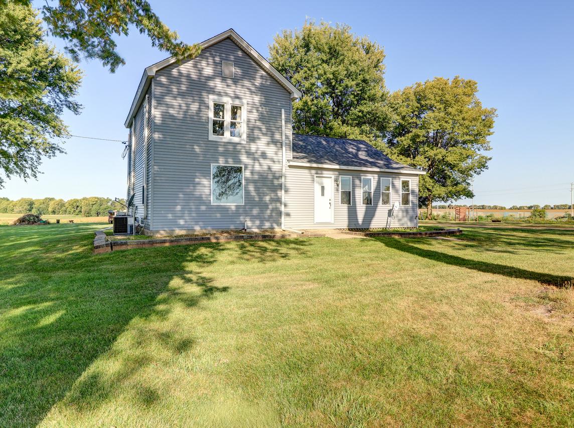 1641 Red Brick Rd., Dixon, IL 61021