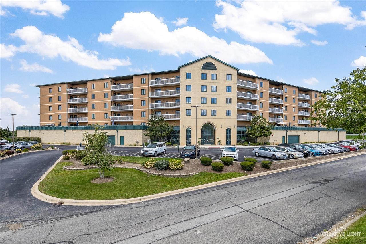 1500 S Ardmore Ave. #408, Villa Park, IL 60181
