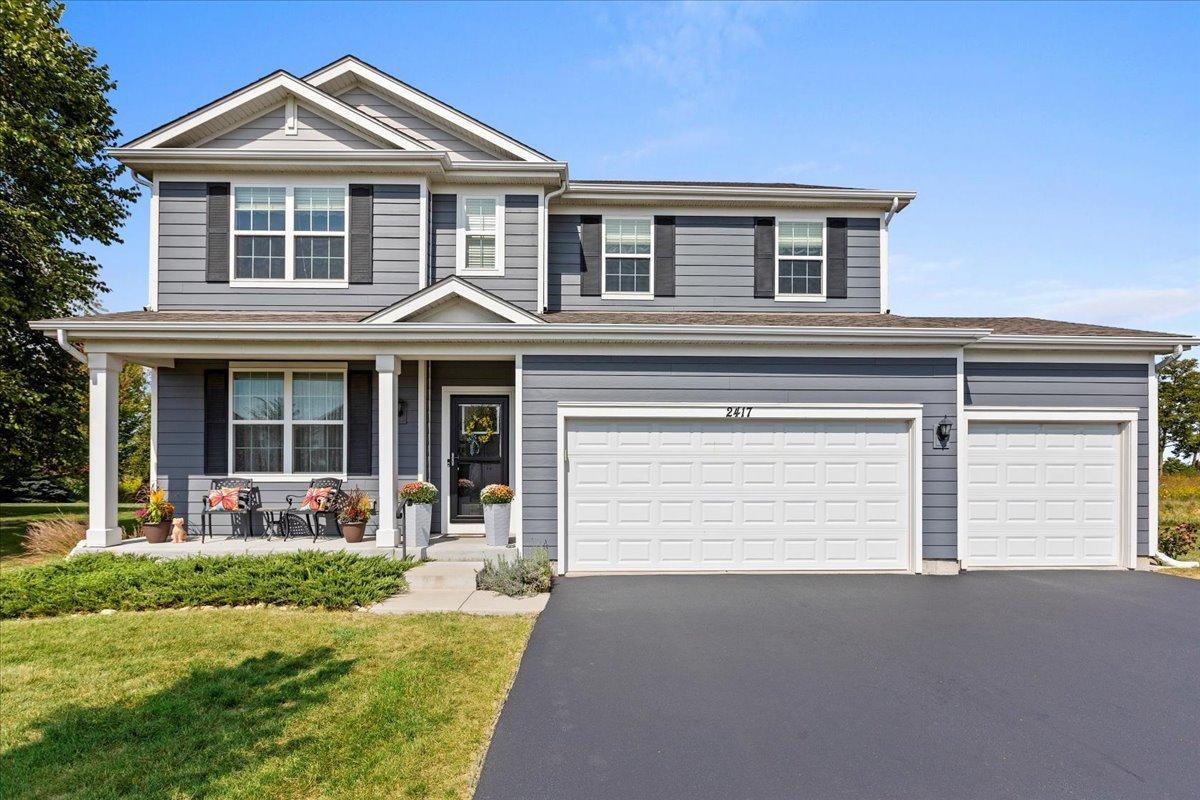 2417 Fairview Cir., Woodstock, IL 60098