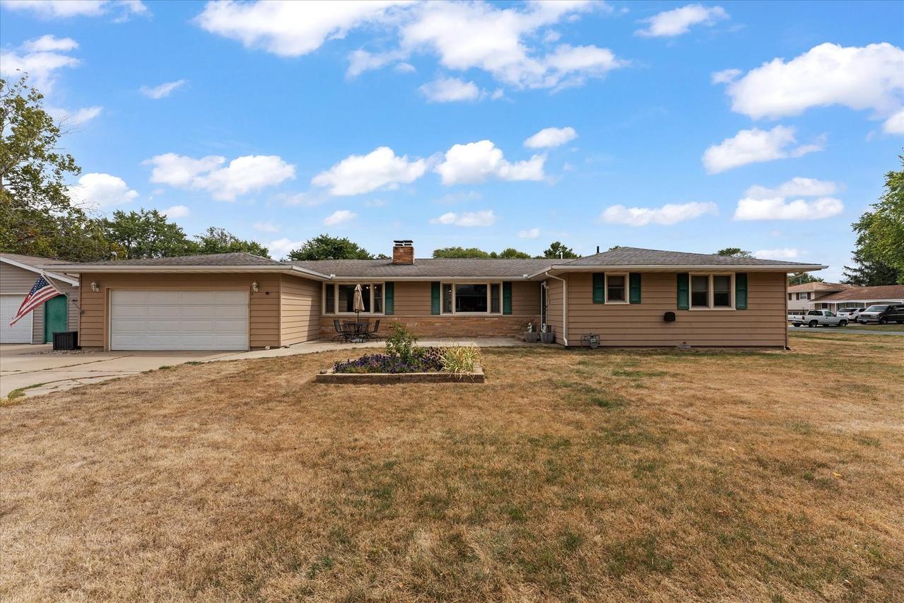 102 N Condit St., Tolono, IL 61880