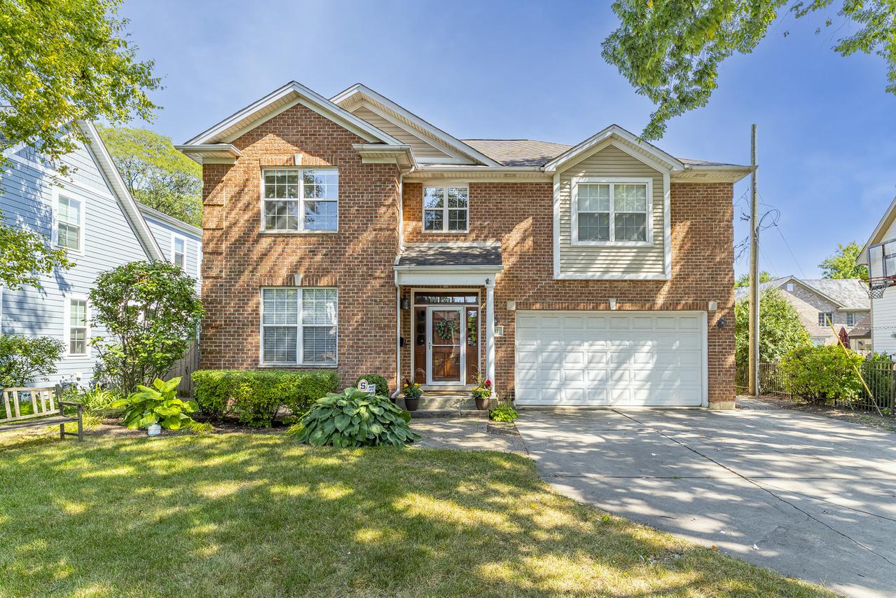 411 Washington St., Glenview, IL 60025