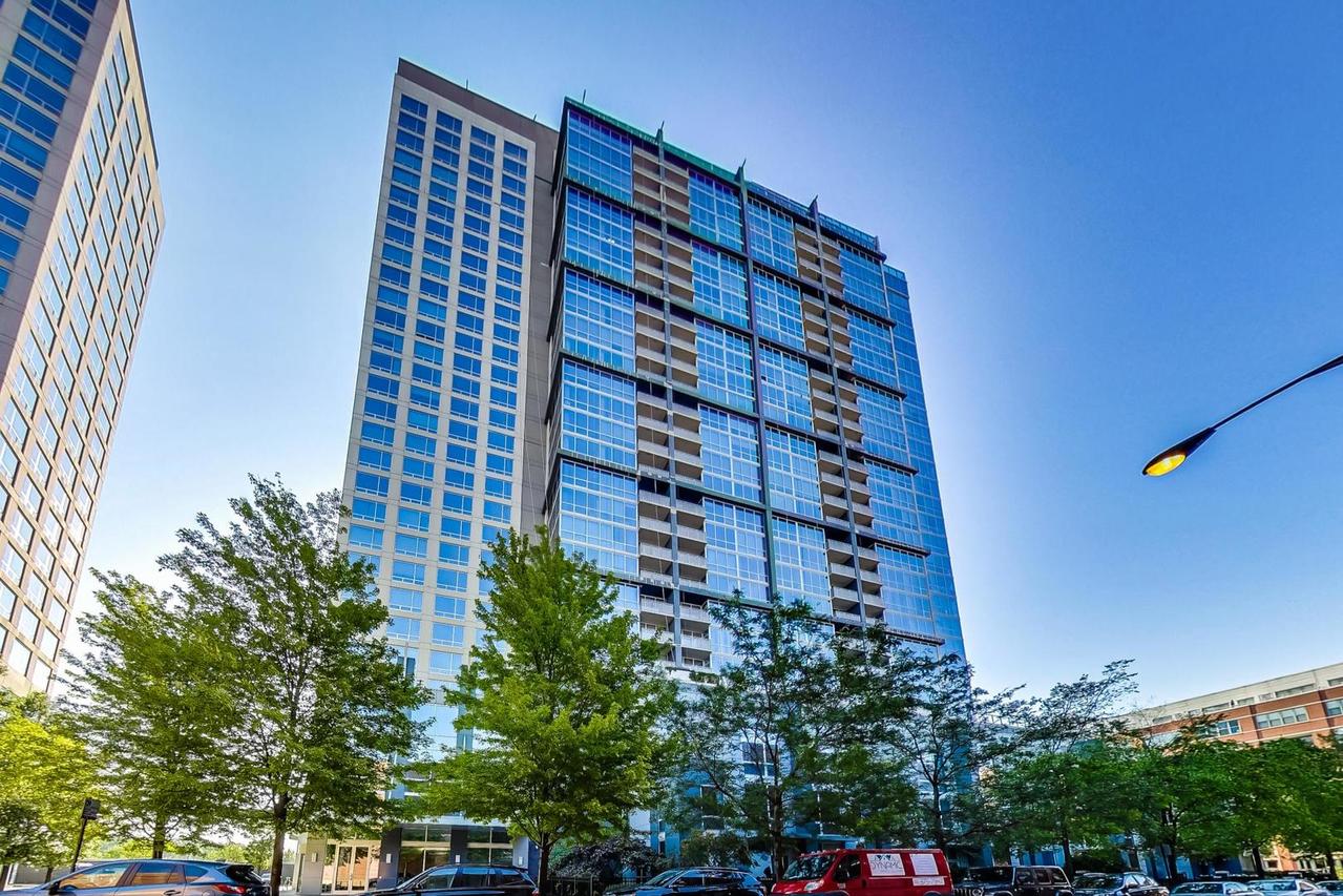 1901 S Calumet Ave. #2301, Chicago, IL 60616