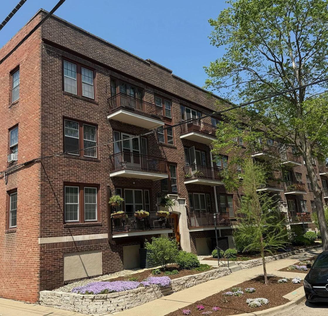 305 N Prairie St. #7, Champaign, IL 61820