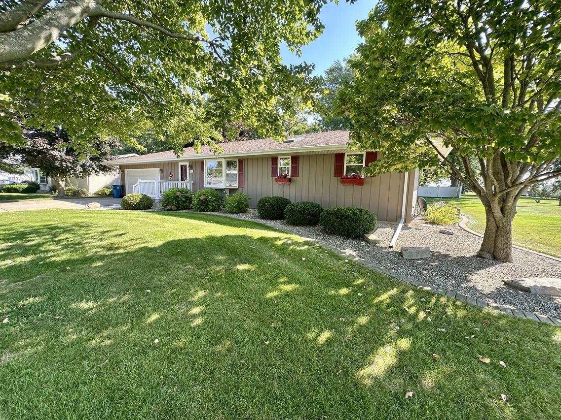 203 N Pleasant St., Ohio, IL 61349
