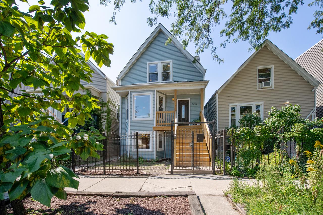 2046 N Hamlin Ave., Chicago, IL 60647