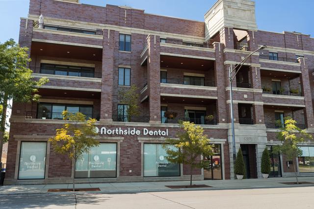 5820 N Clark St. #401, Chicago, IL 60660