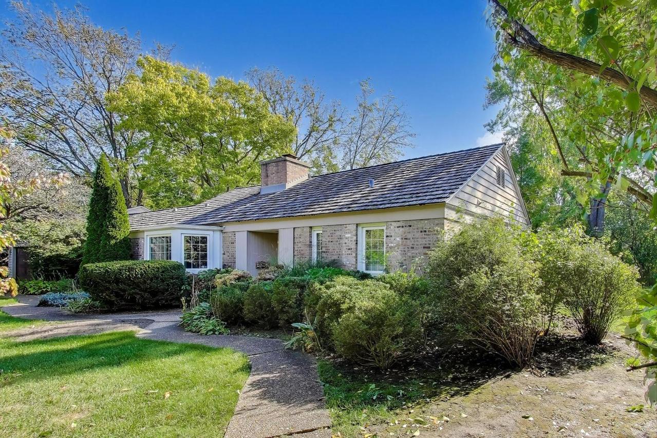 845 Shermer Rd., Northbrook, IL 60062