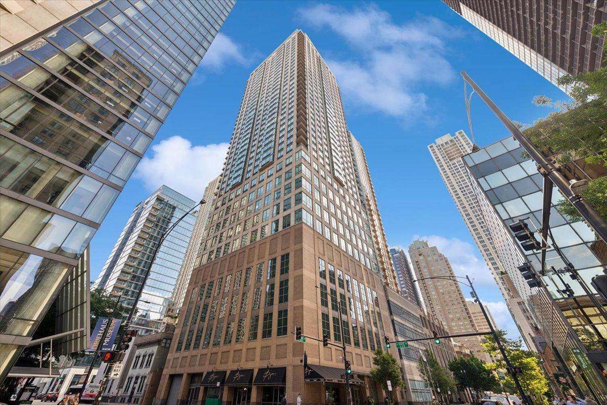 2 E Erie St. #2605, Chicago, IL 60611