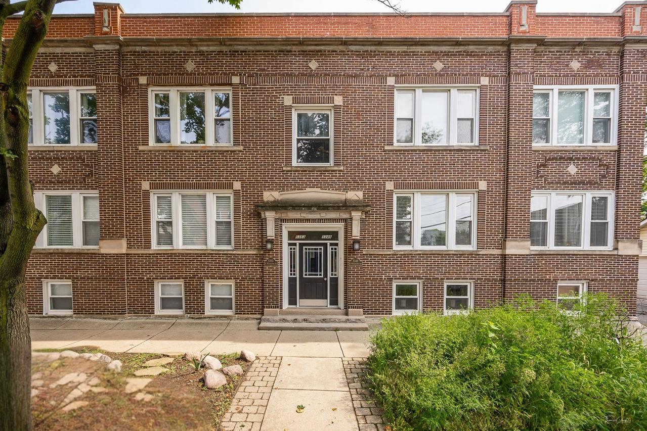 5349 N Winchester Ave. #1, Chicago, IL 60640
