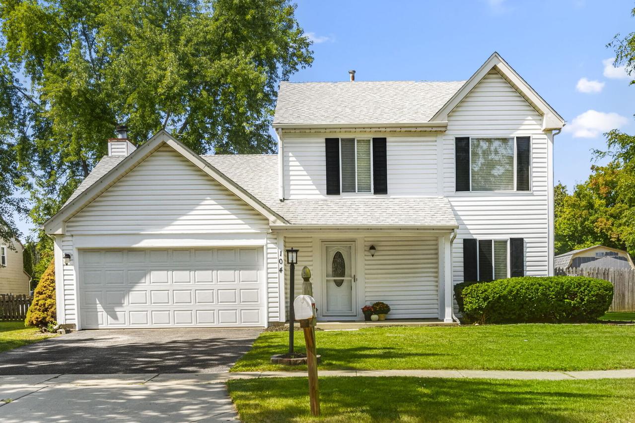 104 Parkwood Dr., Streamwood, IL 60107