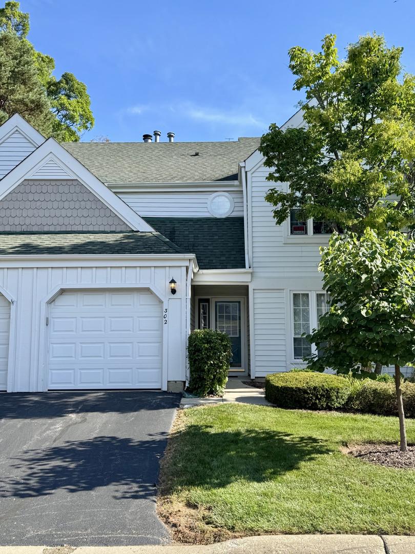302 Stillwater Ct., Wauconda, IL 60084