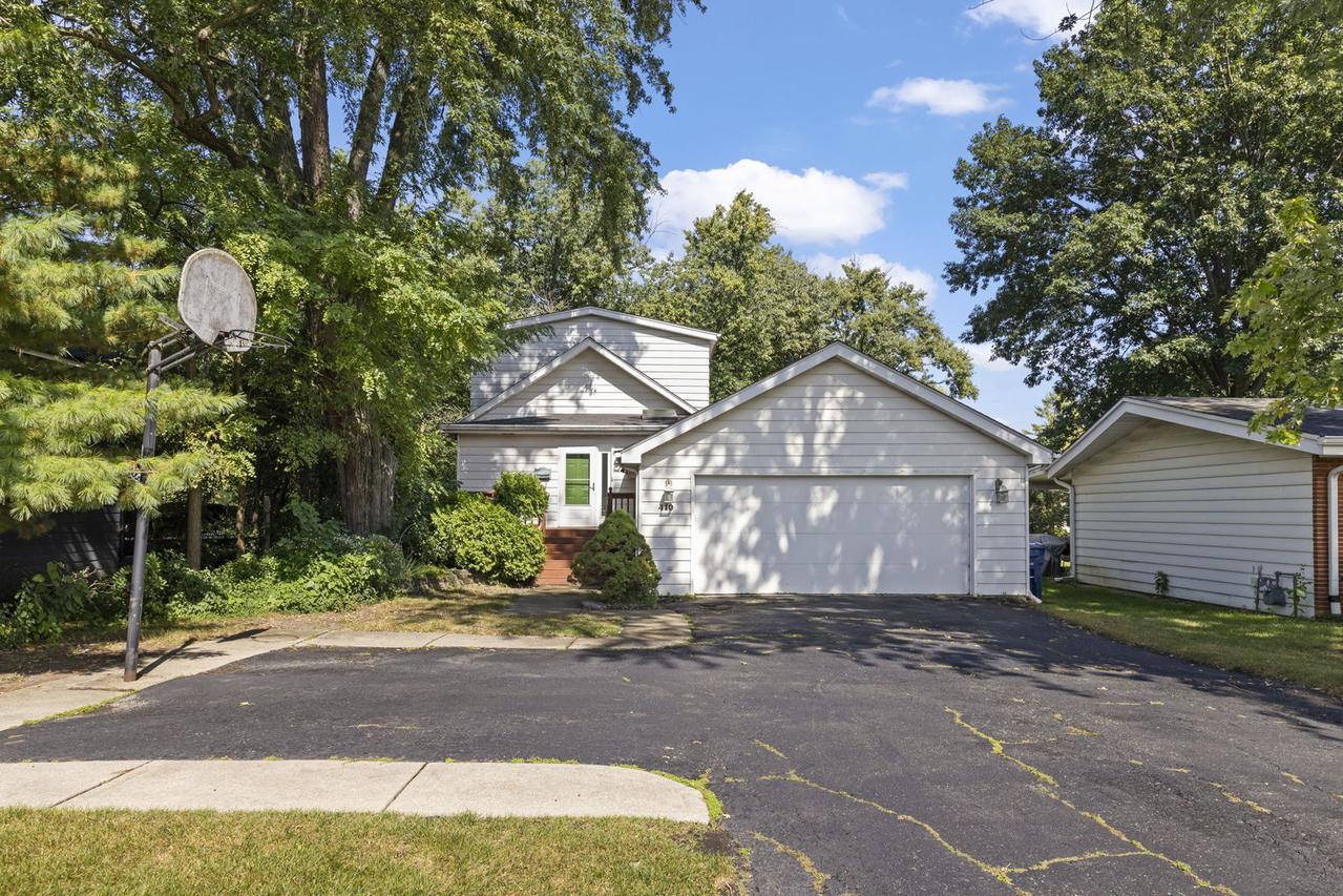 410 Chicago Ave., Clarendon Hills, IL 60514