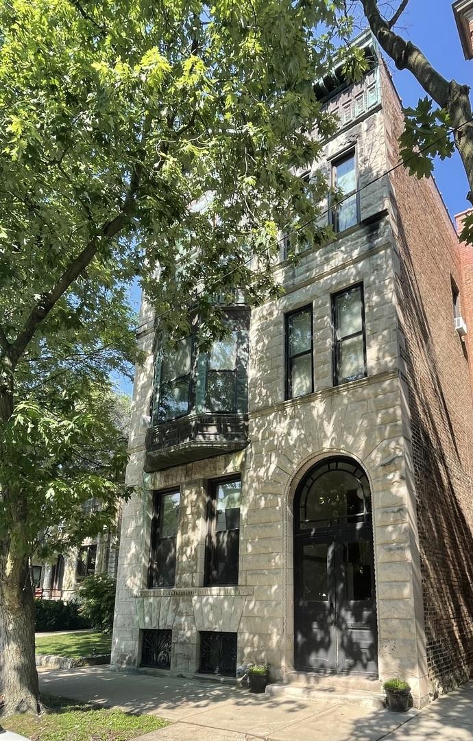 5741 S Kenwood Ave. #3, Chicago, IL 60637