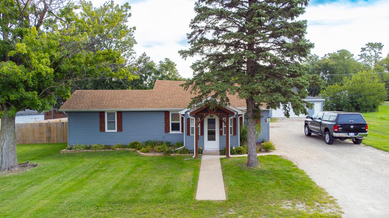 614 Cayuga St., Joliet, IL 60432