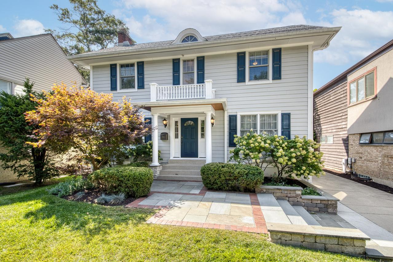 1424 Park Ave., River Forest, IL 60305