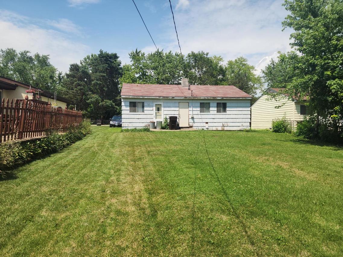 1393 Mulberry Ln., Crystal Lake, IL 60014