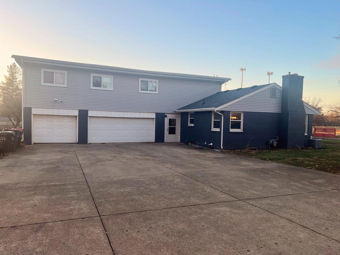 1844 Court St., Pekin, IL 61554