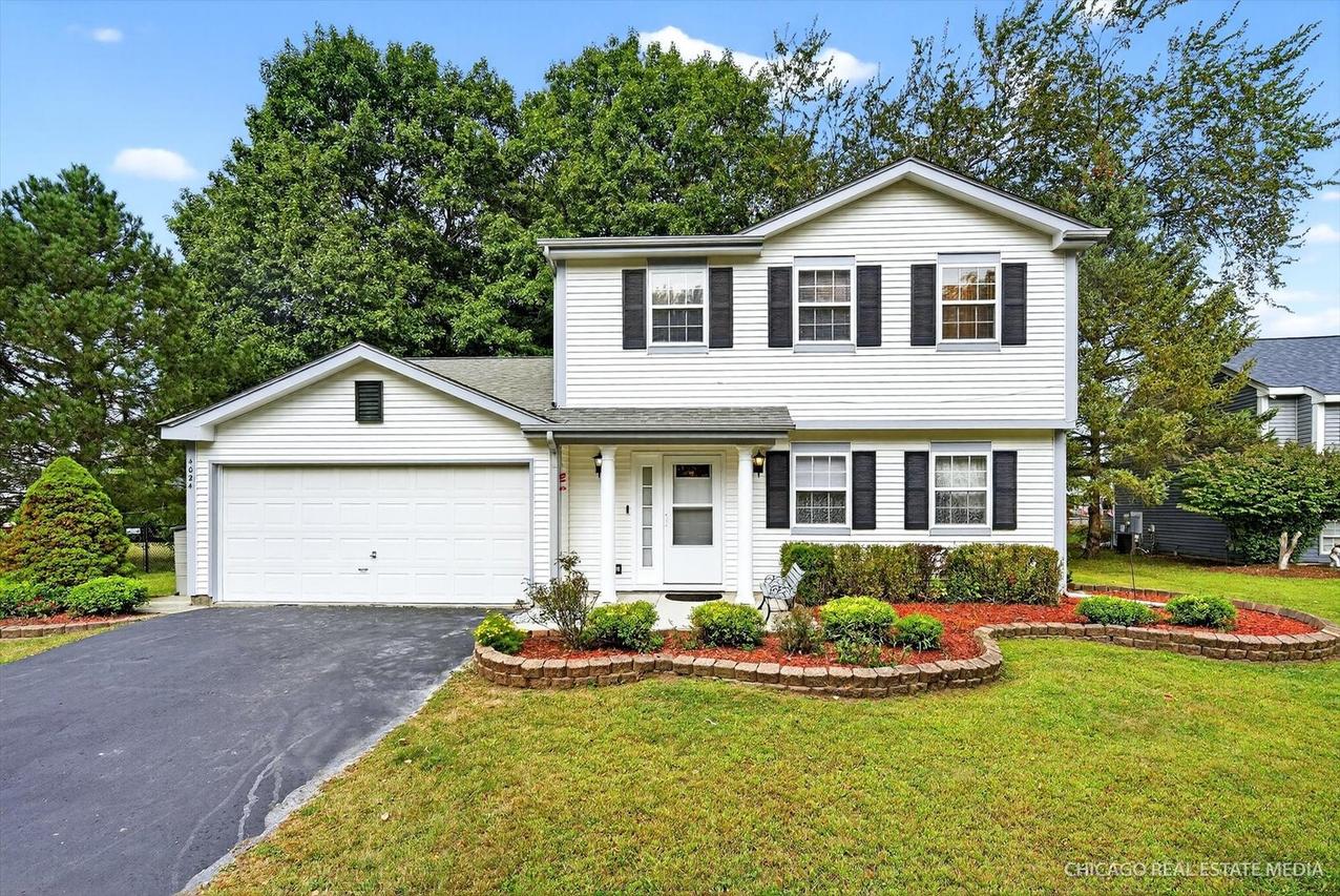 4024 Newport Dr., Island Lake, IL 60042