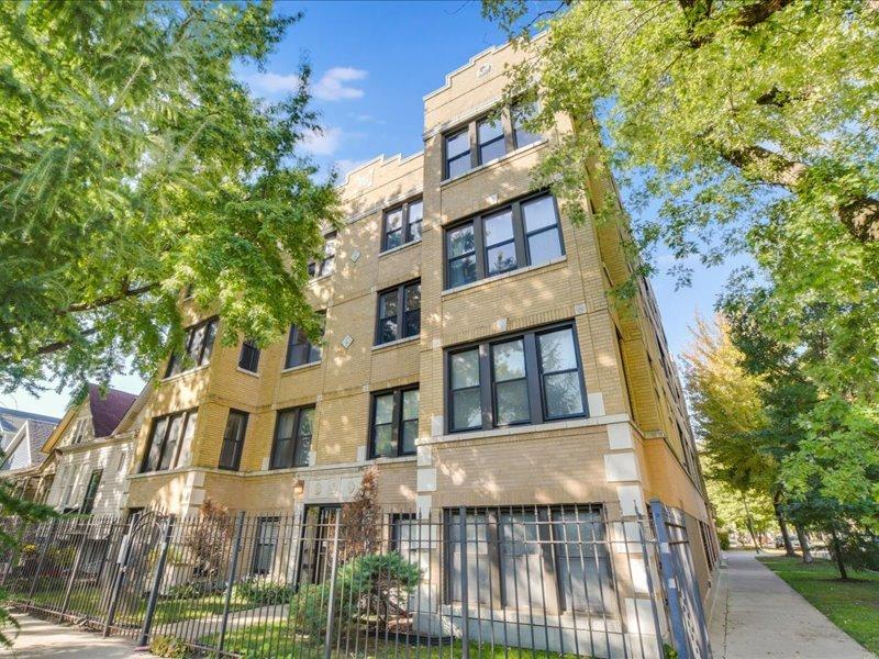 2711 W Altgeld St. #2, Chicago, IL 60647