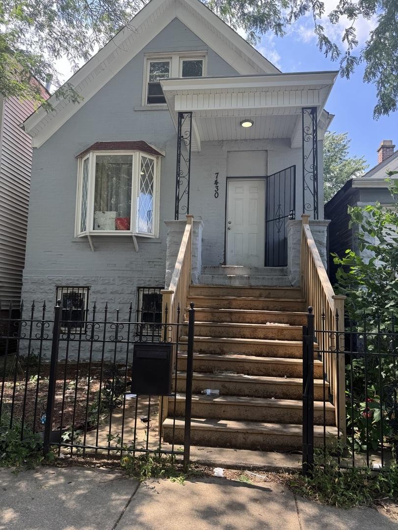 7430 S Champlain Ave., Chicago, IL 60619