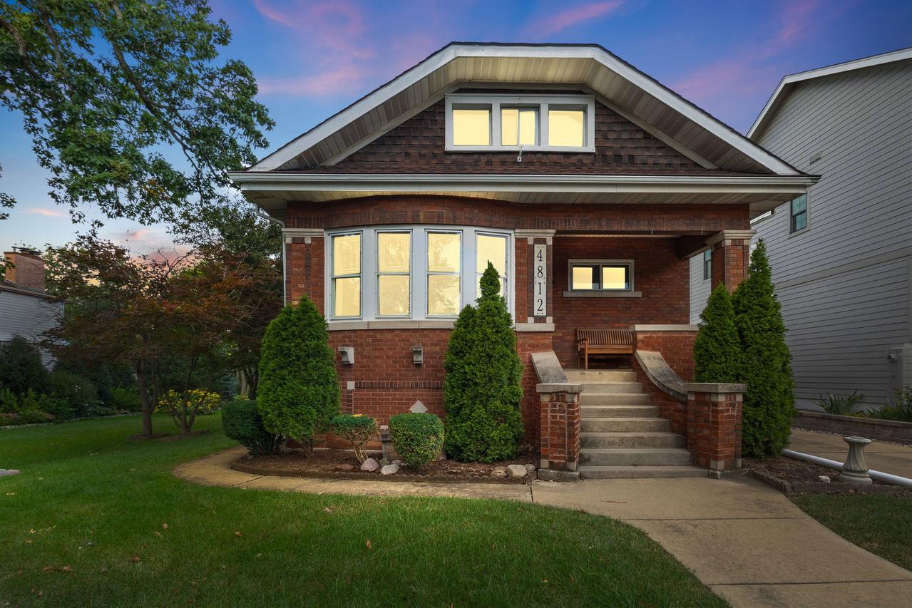 4812 Oakwood Ave., Downers Grove, IL 60515