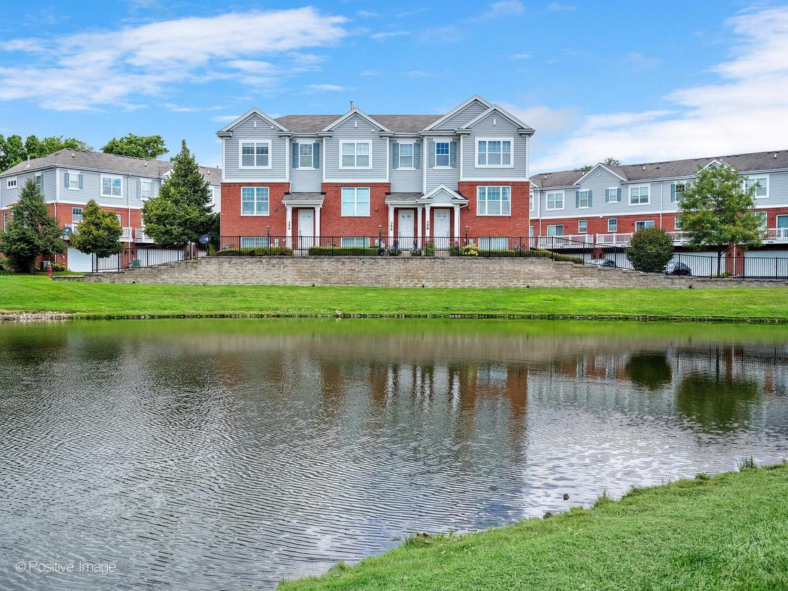 354 Country Club Dr., Prospect Heights, IL 60070