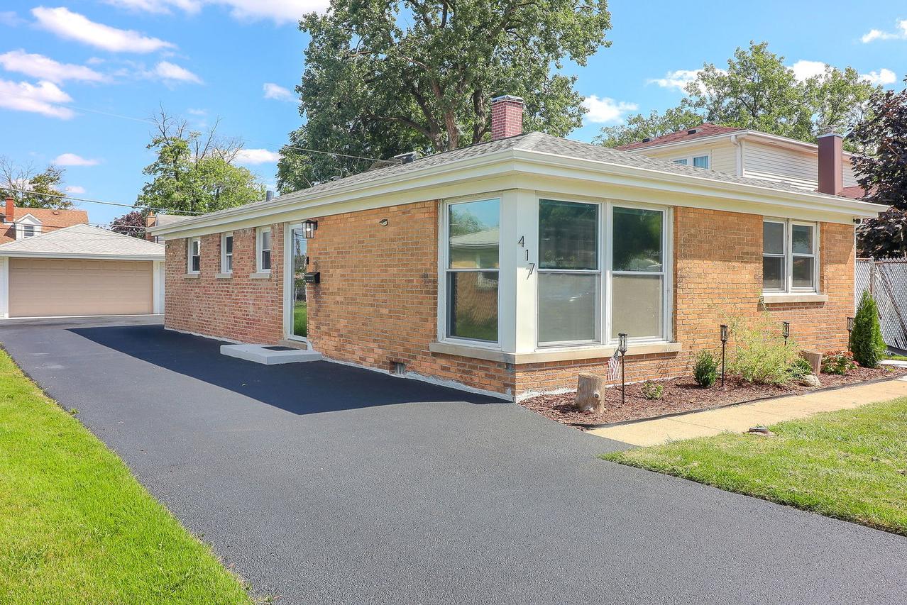 417 Hyde Park Ave., Hillside, IL 60162