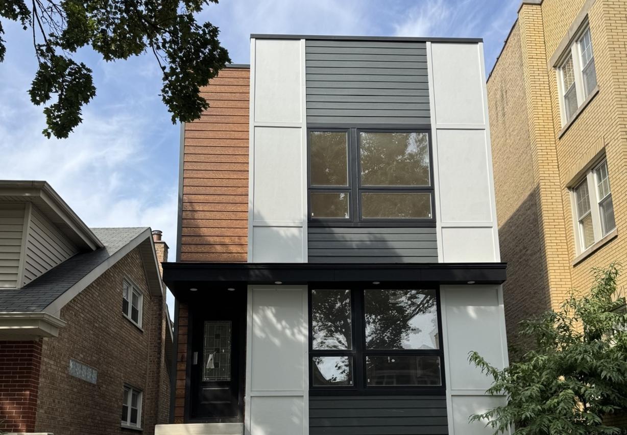 4020 N Francisco Ave., Chicago, IL 60618