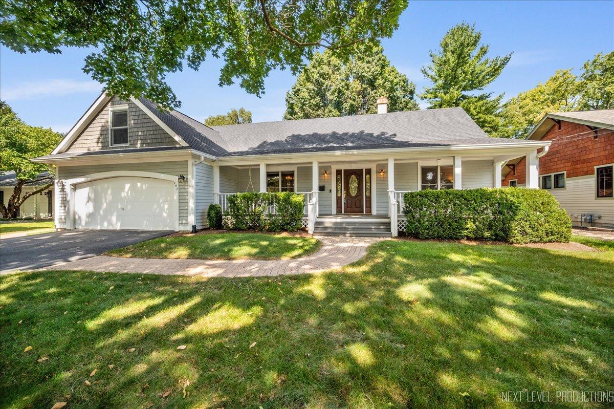 747 Cheever Ave., Geneva, IL 60134