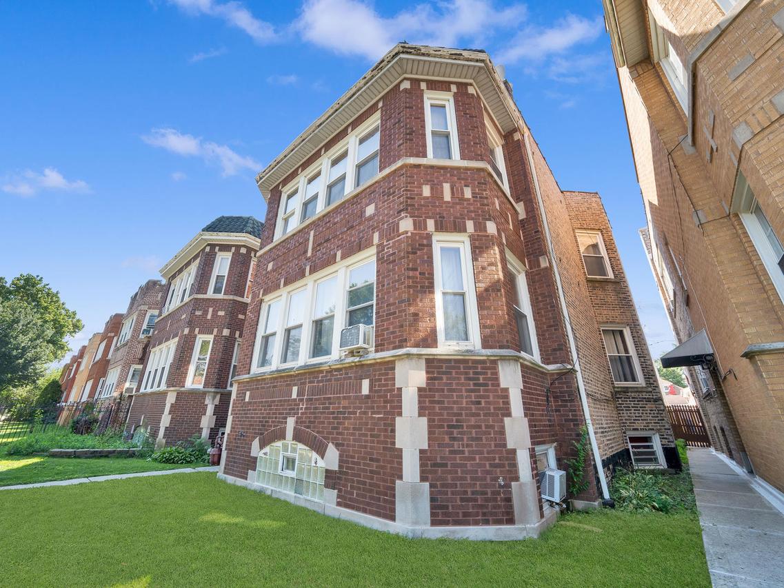 3529 W 63rd Pl., Chicago, IL 60629
