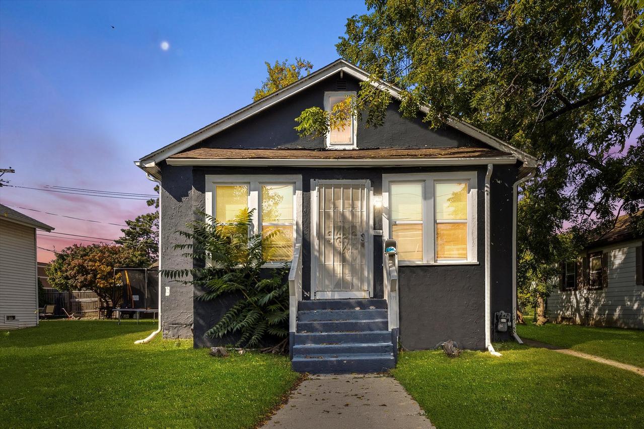 1714 Morrow Ave., North Chicago, IL 60064