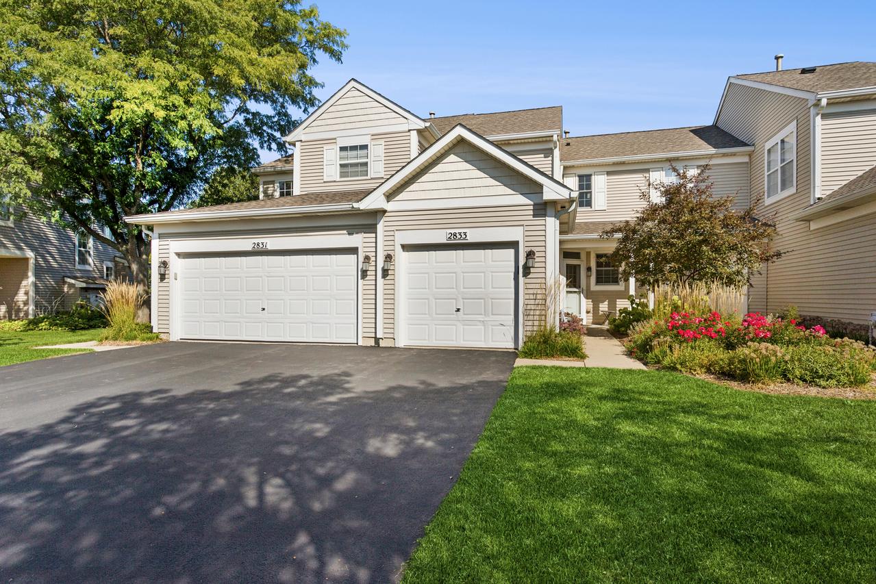 2833 Gypsum Cir., Naperville, IL 60564