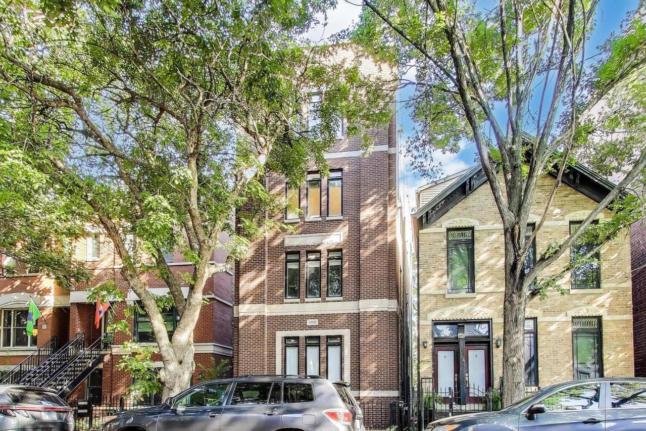 1308 W Fillmore St. #3, Chicago, IL 60607