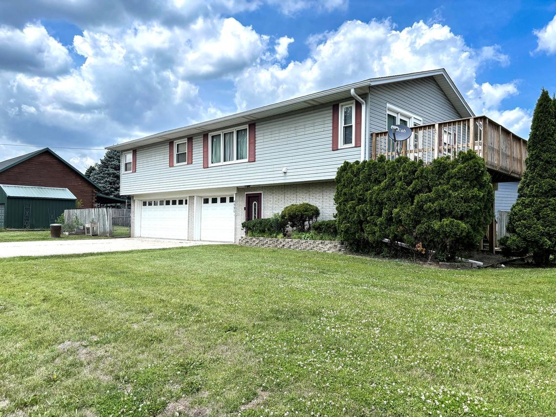 4990 24th Ave., Fulton, IL 61252