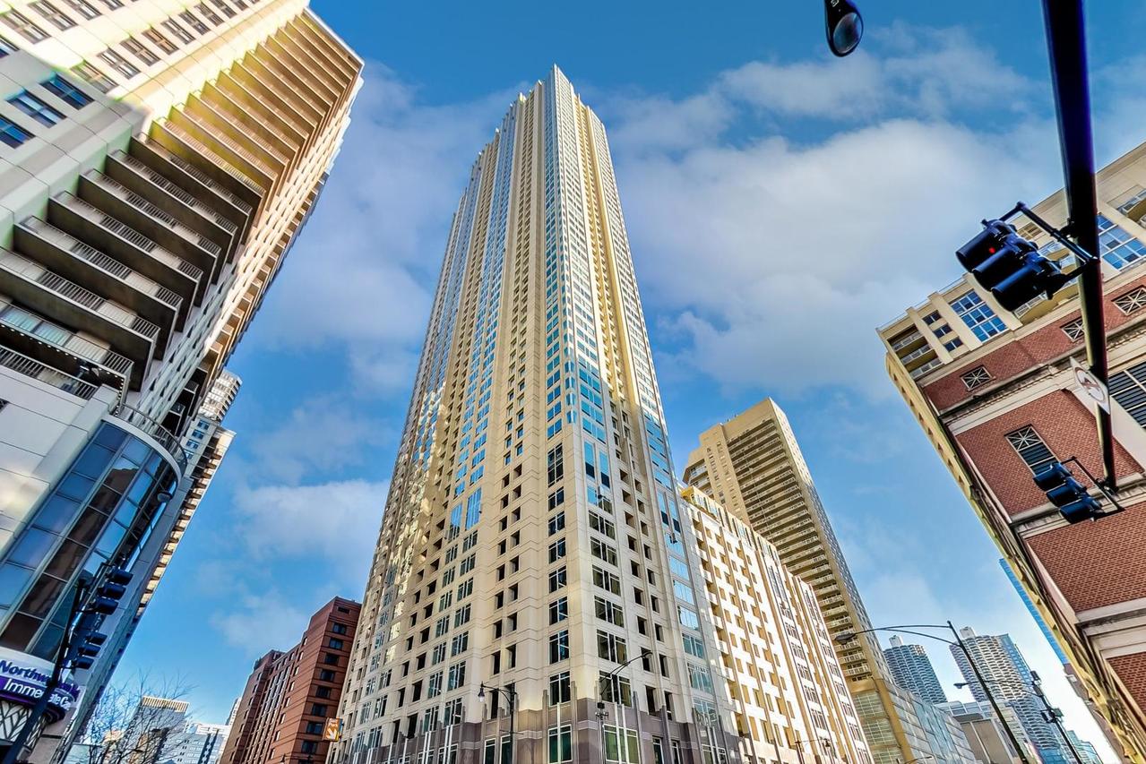 33 W Ontario St. #30G, Chicago, IL 60654