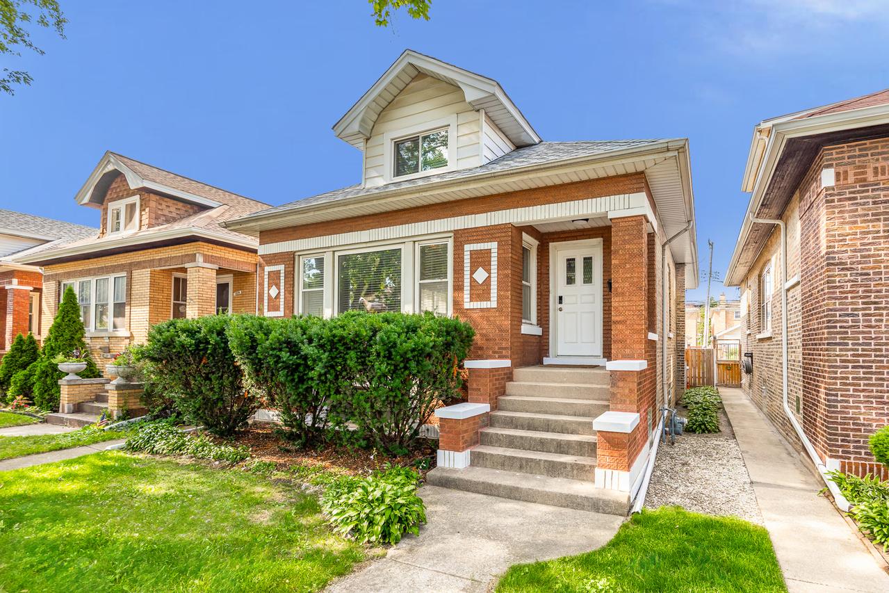 6535 26th Pl., Berwyn, IL 60402