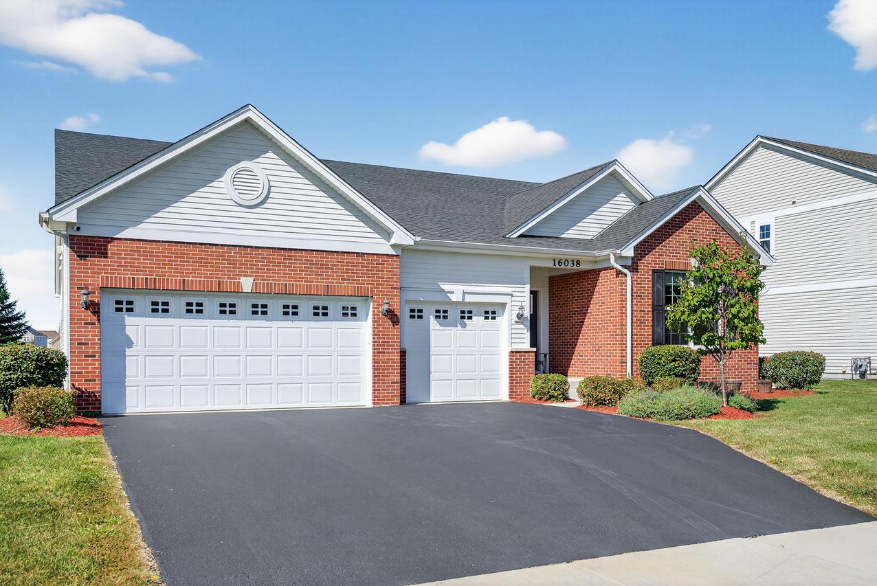 16038 S Selfridge Cir., Plainfield, IL 60586