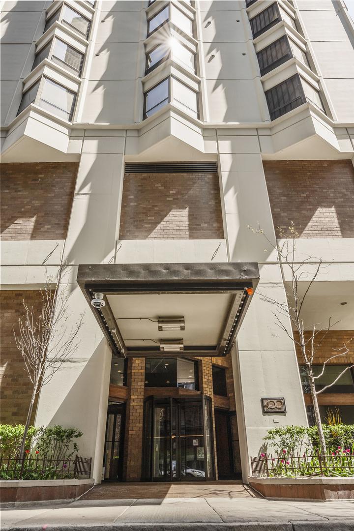 400 E Ohio St. #3203, Chicago, IL 60611